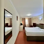 Hotel Zen-aeroport 3*