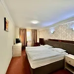 Zen-aeroport Hotel 3*
