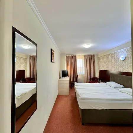 Hotel Helin Aeroport - 3*