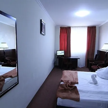Helin Aeroport - 3*