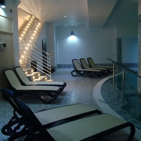 Отель Zen-aeroport Крайова