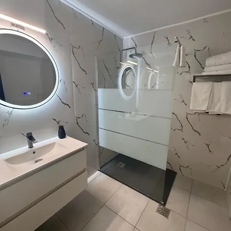 酒店 Zen-aeroport 3*