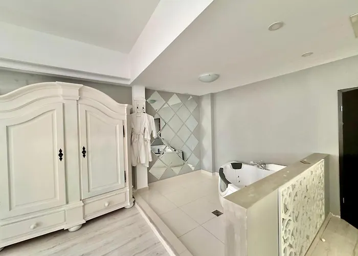 Zen-aeroport Hotel Krajowa