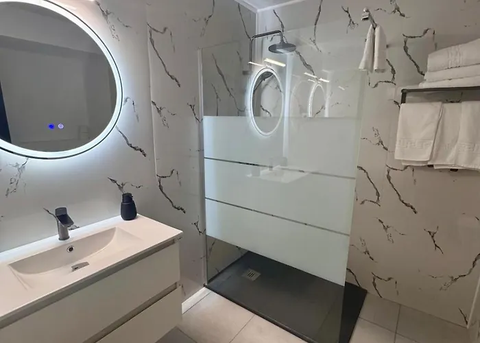 Hotel Zen-aeroport 3*